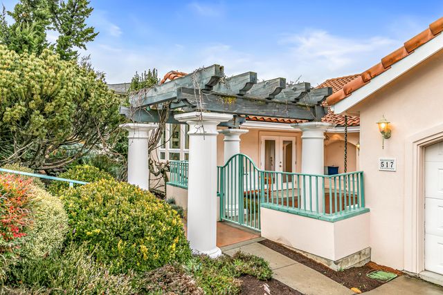 517 Lakota Way, Ashland, OR 97520