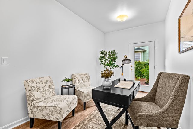 517 Lakota Way, Ashland, OR 97520