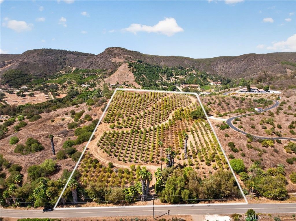 16 Terreno, Temecula, CA 92590 — exterior