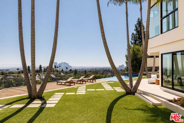 1185 Loma Linda Drive, Beverly Hills, CA 90210