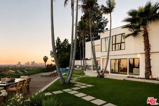 1185 Loma Linda Drive, Beverly Hills, CA 90210