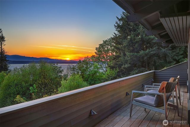 16720 15th Avenue NW, Shoreline, WA 98177