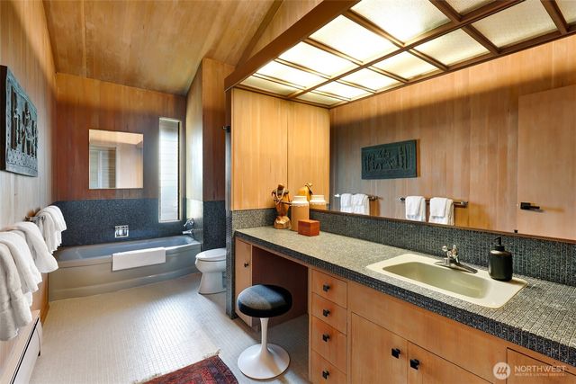 16720 15th Avenue NW, Shoreline, WA 98177