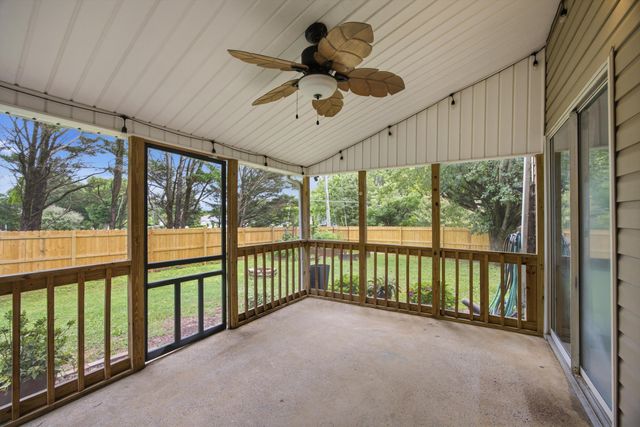 6729 Hickory Trace Circle, Chattanooga, TN 37421