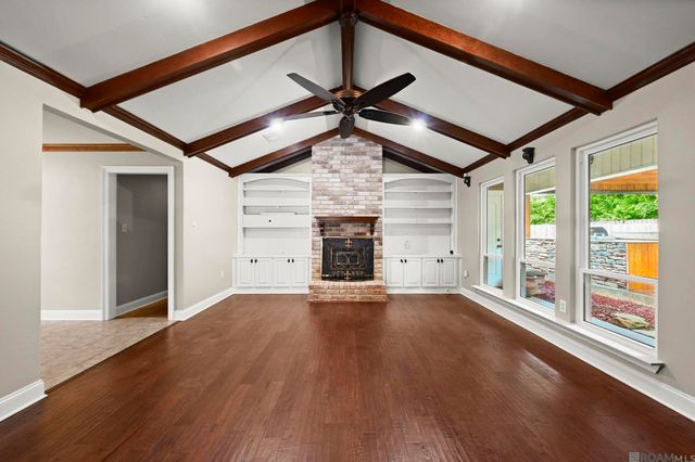 113 Oakwood Dr, Denham Springs, LA 70726