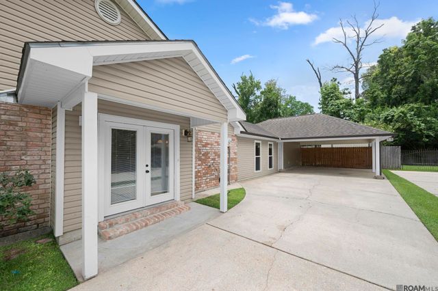 113 Oakwood Dr, Denham Springs, LA 70726