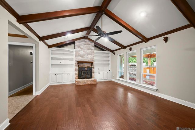 113 Oakwood Dr, Denham Springs, LA 70726