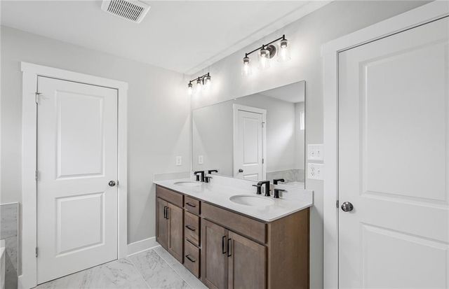 4810 Rosarian Drive, Cumming, GA 30534