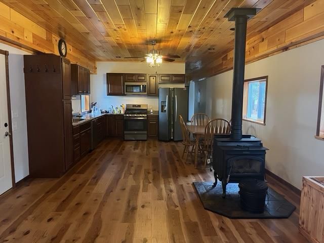 N9544 COUNTY ROAD X, Crivitz, WI 54114