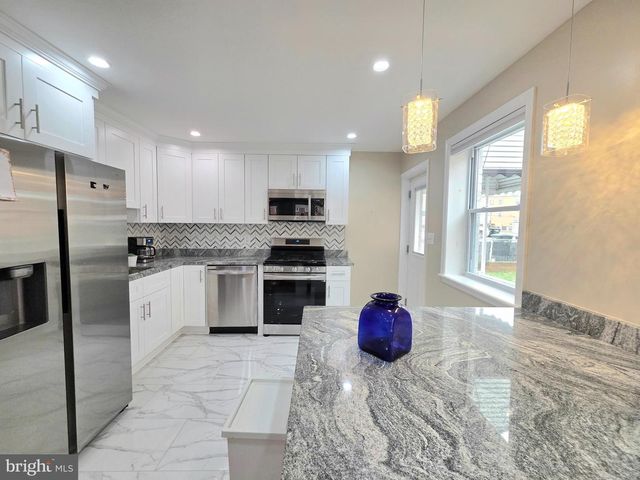 5206 12TH ST NE, Washington, DC 20011