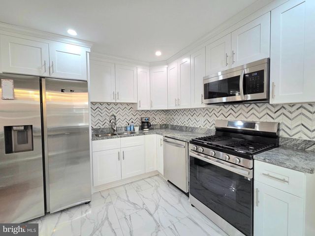 5206 12TH ST NE, Washington, DC 20011