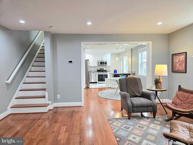 5206 12TH ST NE, Washington, DC 20011
