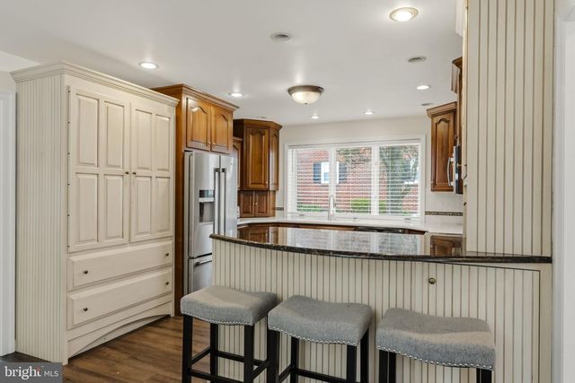 193 S SHIRK RD, New Holland, PA 17557