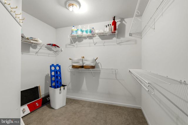 193 S SHIRK RD, New Holland, PA 17557