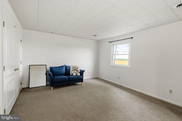 193 S SHIRK RD, New Holland, PA 17557