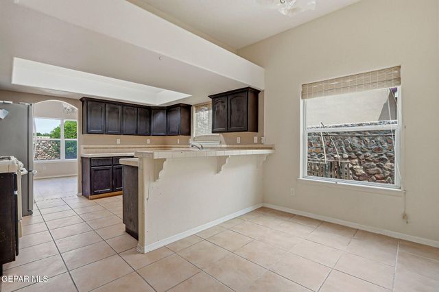 6279 VIALE DEL SOL Avenue, El Paso, TX 79932