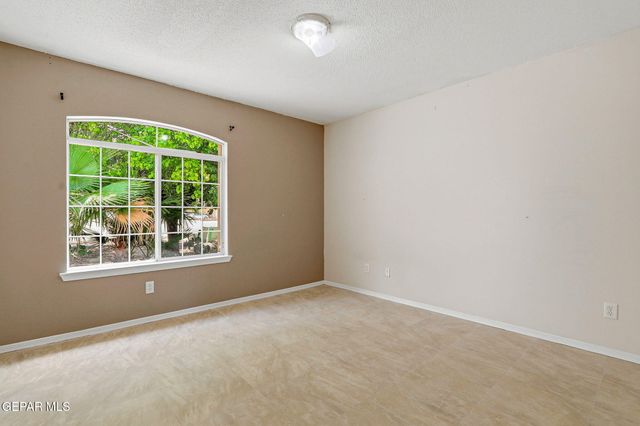 6279 VIALE DEL SOL Avenue, El Paso, TX 79932
