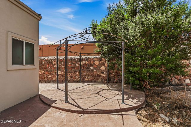 6279 VIALE DEL SOL Avenue, El Paso, TX 79932