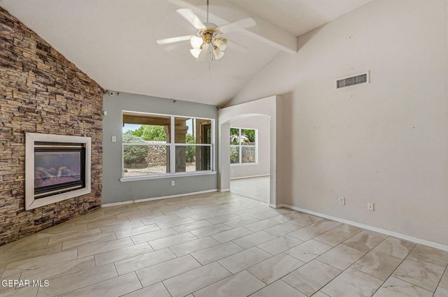 6279 VIALE DEL SOL Avenue, El Paso, TX 79932