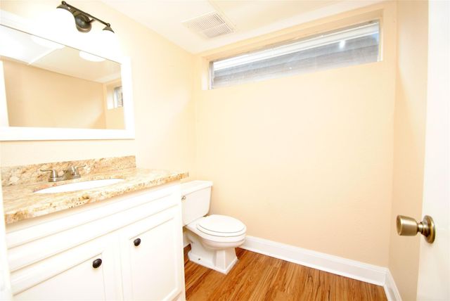 738 Country Place Drive Drive C, Houston, TX 77079