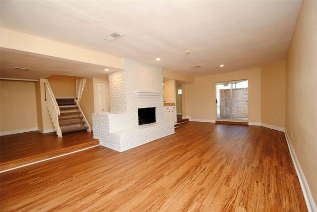 738 Country Place Drive Drive C, Houston, TX 77079