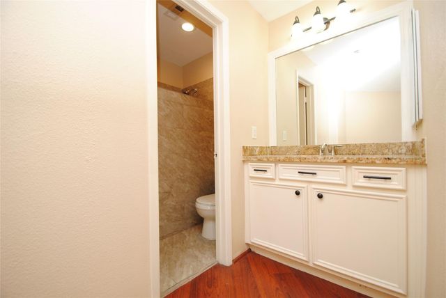 738 Country Place Drive Drive C, Houston, TX 77079