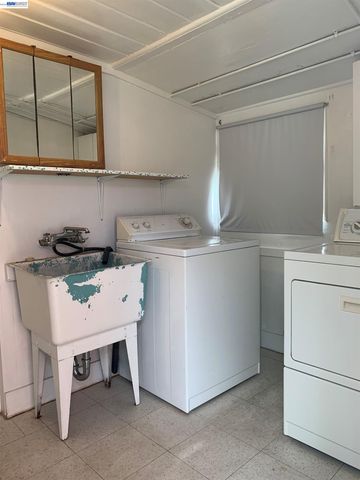1540 Orchard Ave, San Leandro, CA 94577
