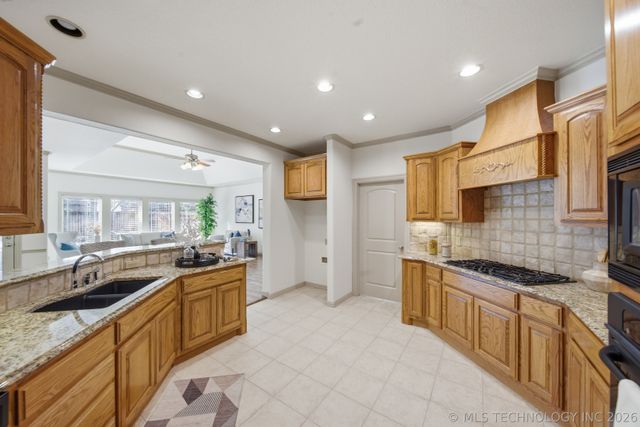 11946 S 90th East Avenue, Bixby, OK 74008