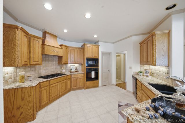 11946 S 90th East Avenue, Bixby, OK 74008