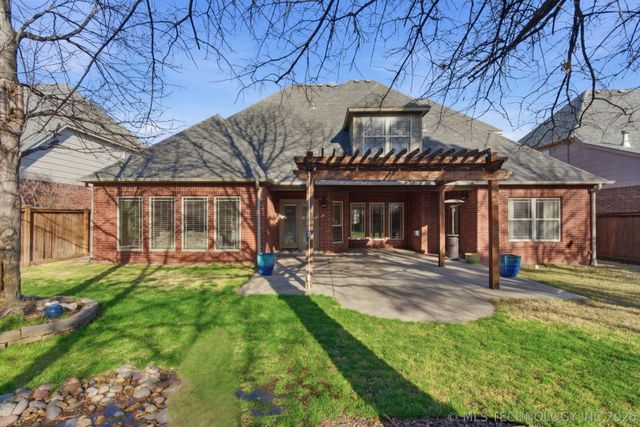 11946 S 90th East Avenue, Bixby, OK 74008