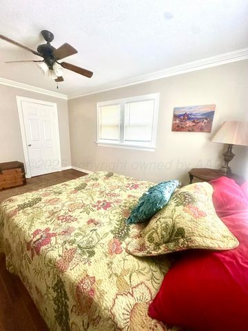 4247 SW 13TH Avenue, Amarillo, TX 79106