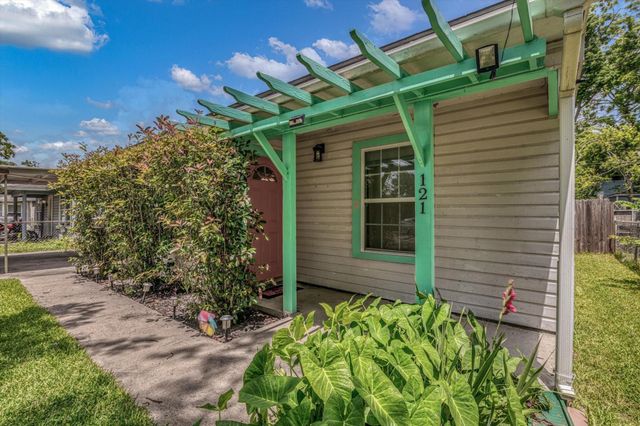 121 5th Street, Brazoria, TX 77422