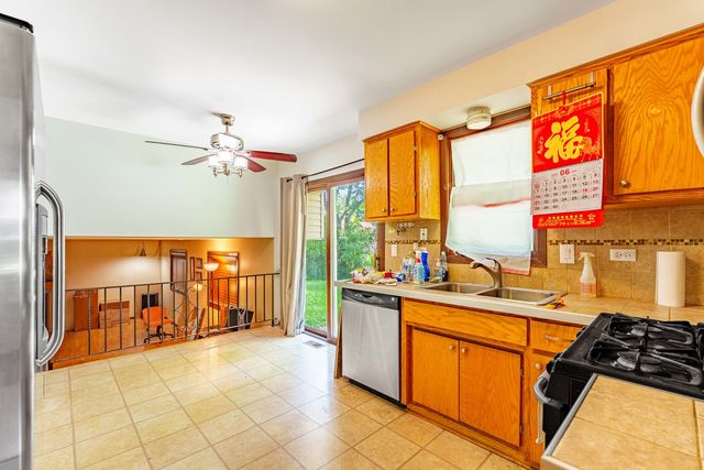 12836 S Apple Lane, Alsip, IL 60803