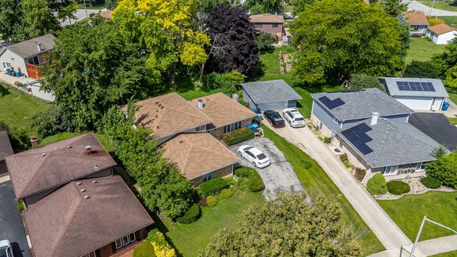 12836 S Apple Lane, Alsip, IL 60803