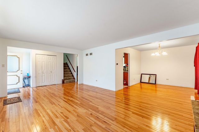 12836 S Apple Lane, Alsip, IL 60803