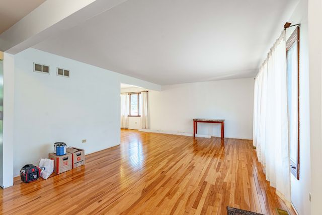 12836 S Apple Lane, Alsip, IL 60803