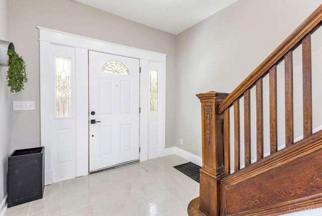 436 Hawthorne Avenue, Cincinnati, OH 45205