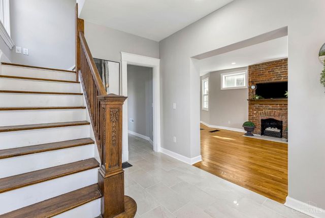436 Hawthorne Avenue, Cincinnati, OH 45205