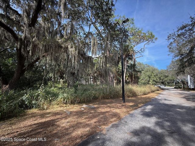 0000 Hibiscus Boulevard, Melbourne, FL 32901