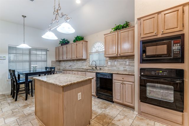 8402 Hartford Drive, Rowlett, TX 75089