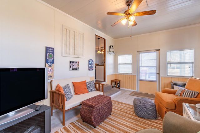 5250 BETMAR DRIVE, Zephyrhills, FL 33542