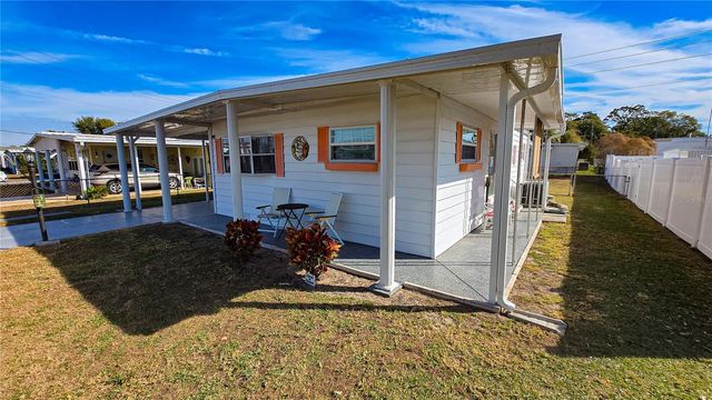 5250 BETMAR DRIVE, Zephyrhills, FL 33542