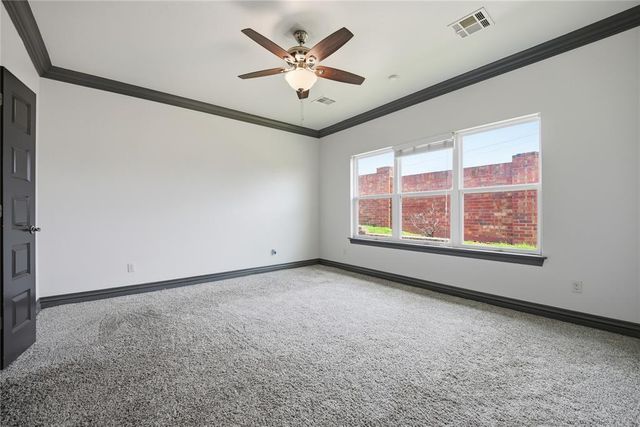 1405 Katelyn Court, Yukon, OK 73099