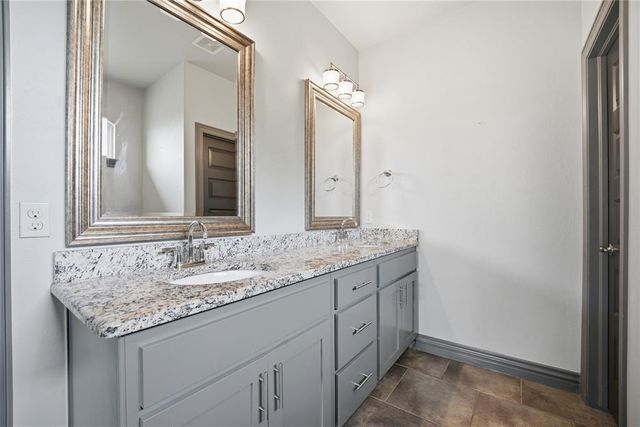 1405 Katelyn Court, Yukon, OK 73099