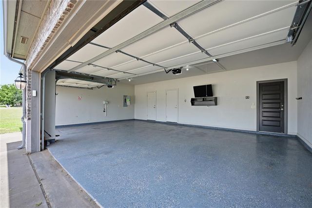 1405 Katelyn Court, Yukon, OK 73099