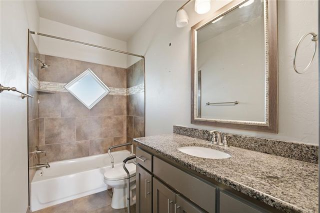 1405 Katelyn Court, Yukon, OK 73099