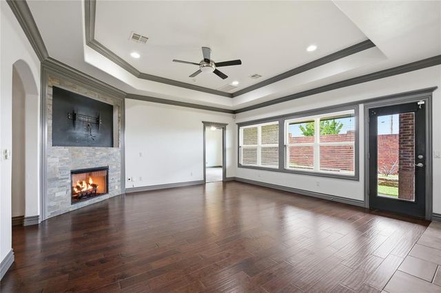 1405 Katelyn Court, Yukon, OK 73099