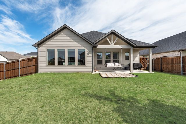 2037 Dovedale Drive, Forney, TX 75126