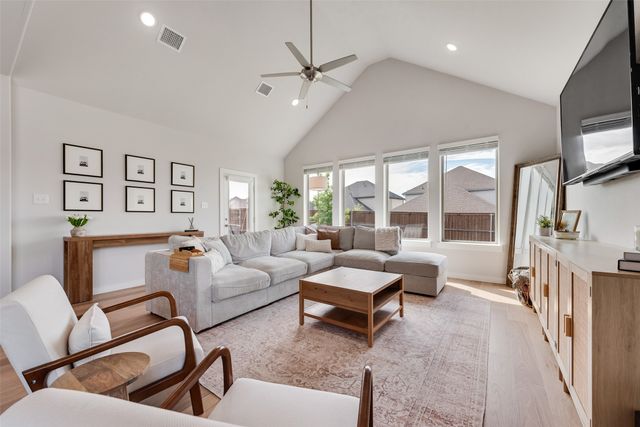 2037 Dovedale Drive, Forney, TX 75126