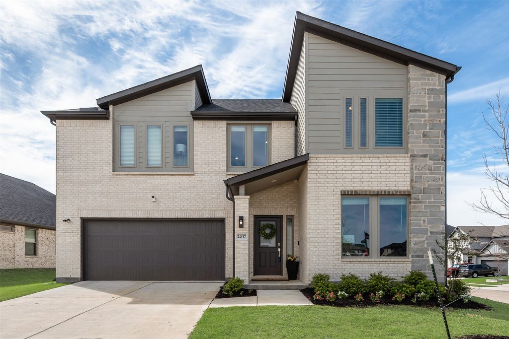 2037 Dovedale Drive, Forney, TX 75126